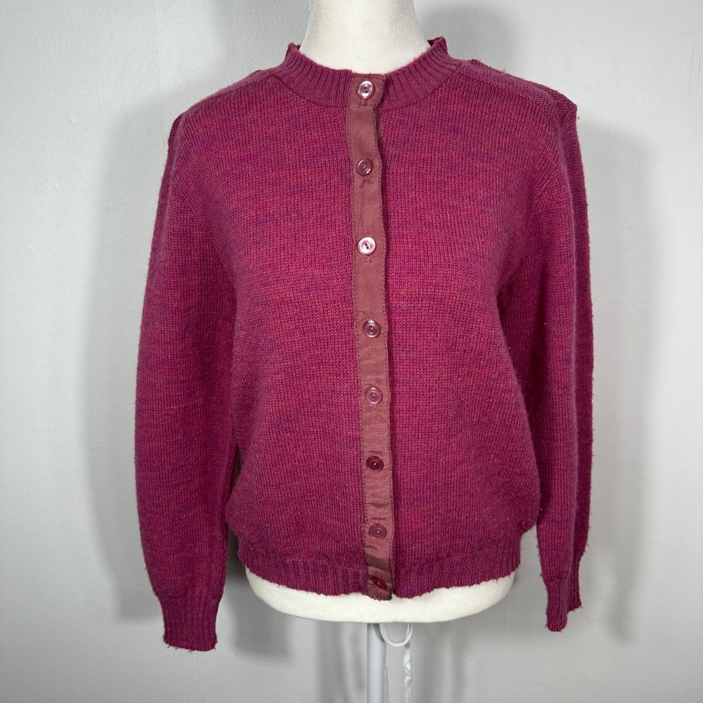 Vintage Junior Place Cardigan Sweater Womens Pink 100% Wool Knit Button